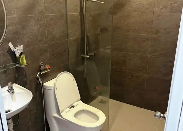 Mini Trịnh Huỳnh Khách sạn hẻo lánh 3*