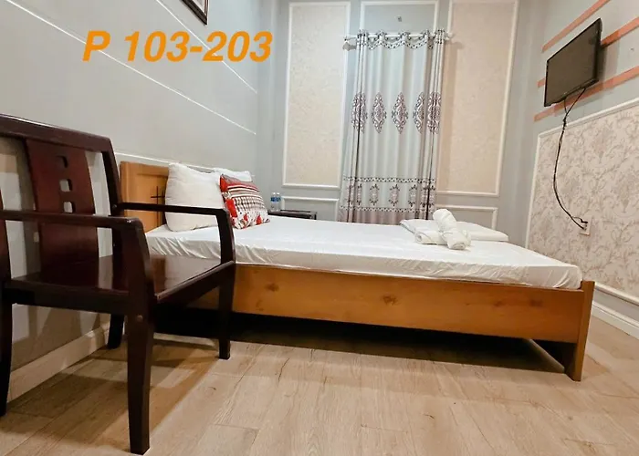 Mini Trịnh Huỳnh 3*
